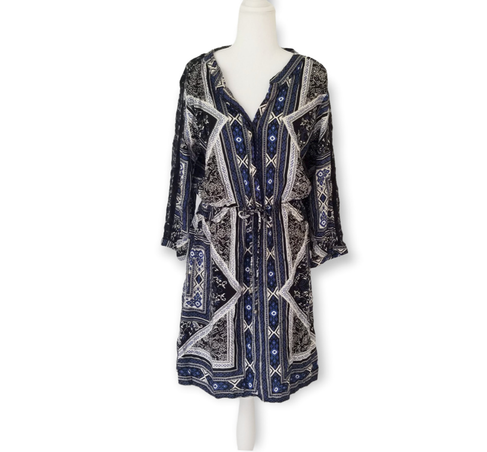 Lola P. ¾ sleeve dress, Paisley print Black, Blue, White- Size S